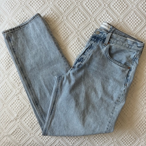Aritzia Denim Forum The '90s Joni Lo-rise Loose Jean, size 30 - Picture 7 of 13